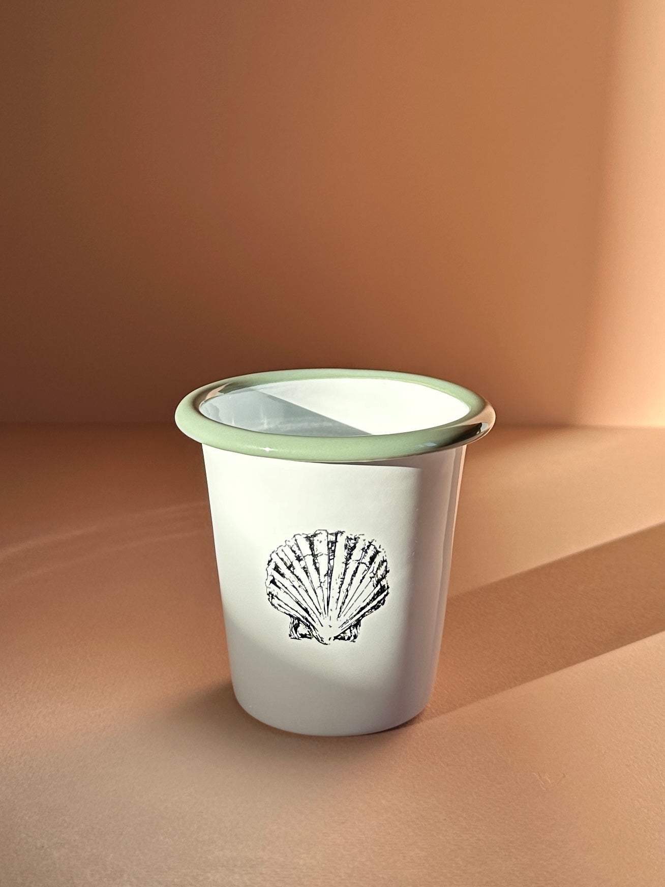 Scallop Etched Enamel Tumbler