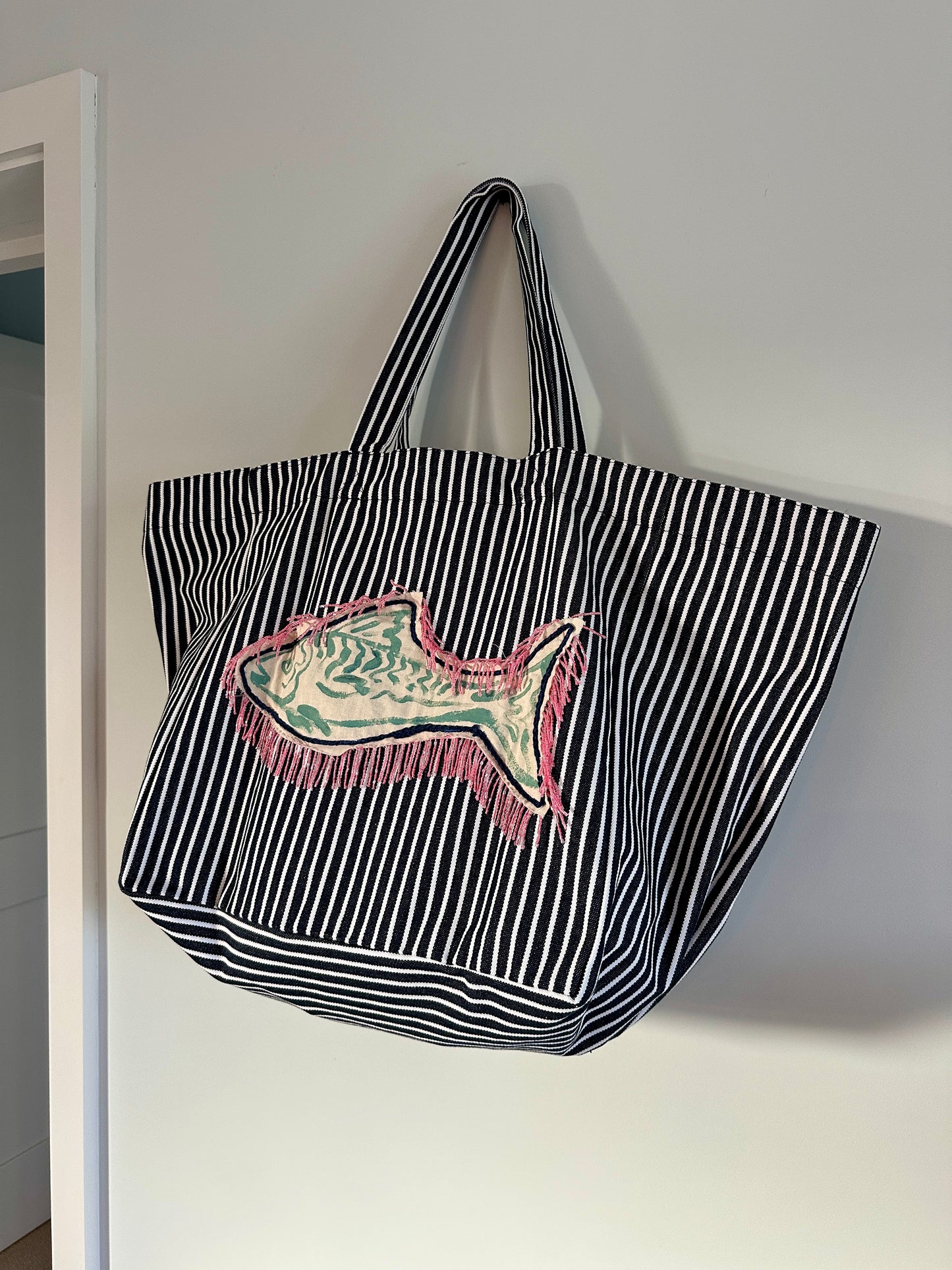 Fringed Fish Beach Bag ~ 4